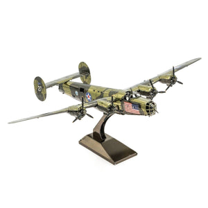 Metal Earth B-24 Liberator - COLOR