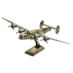Metal Earth B-24 Liberator - COLOR