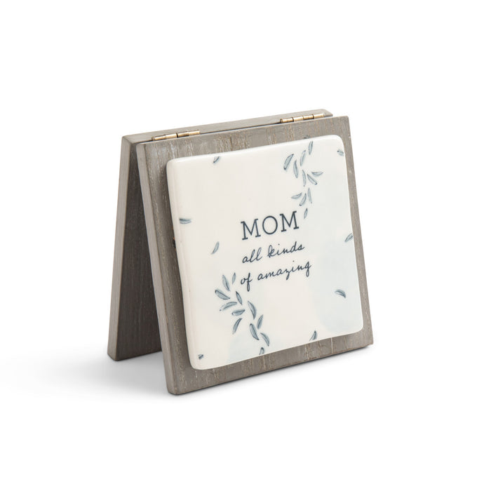 Amazing Mom Forever Card