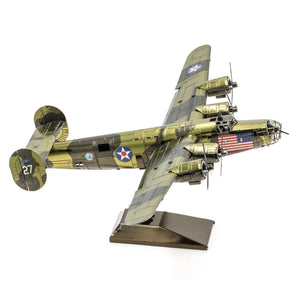 Metal Earth B-24 Liberator - COLOR