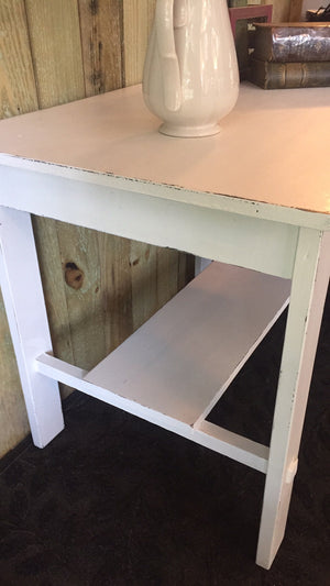 Farmhouse Table with Drawer
