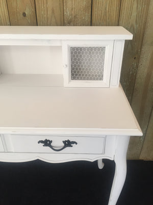 Desk/Hutch  with Chair