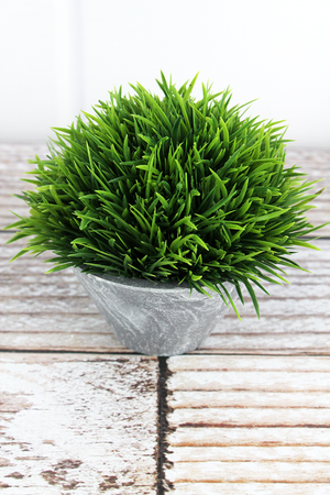 Faux Potted Grass, 4.25"